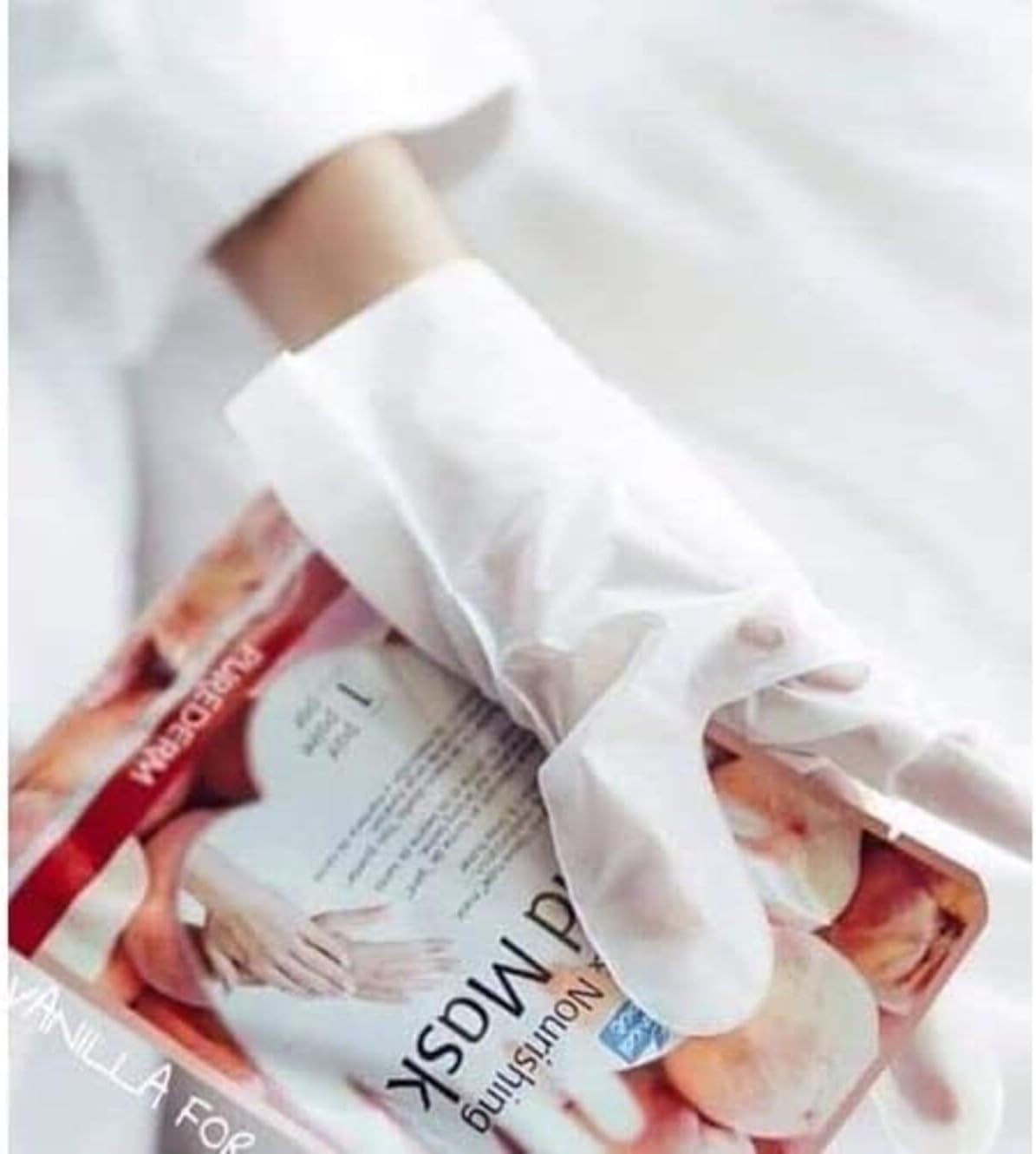 PUREDERM Moisture & Nourishing Hand Mask