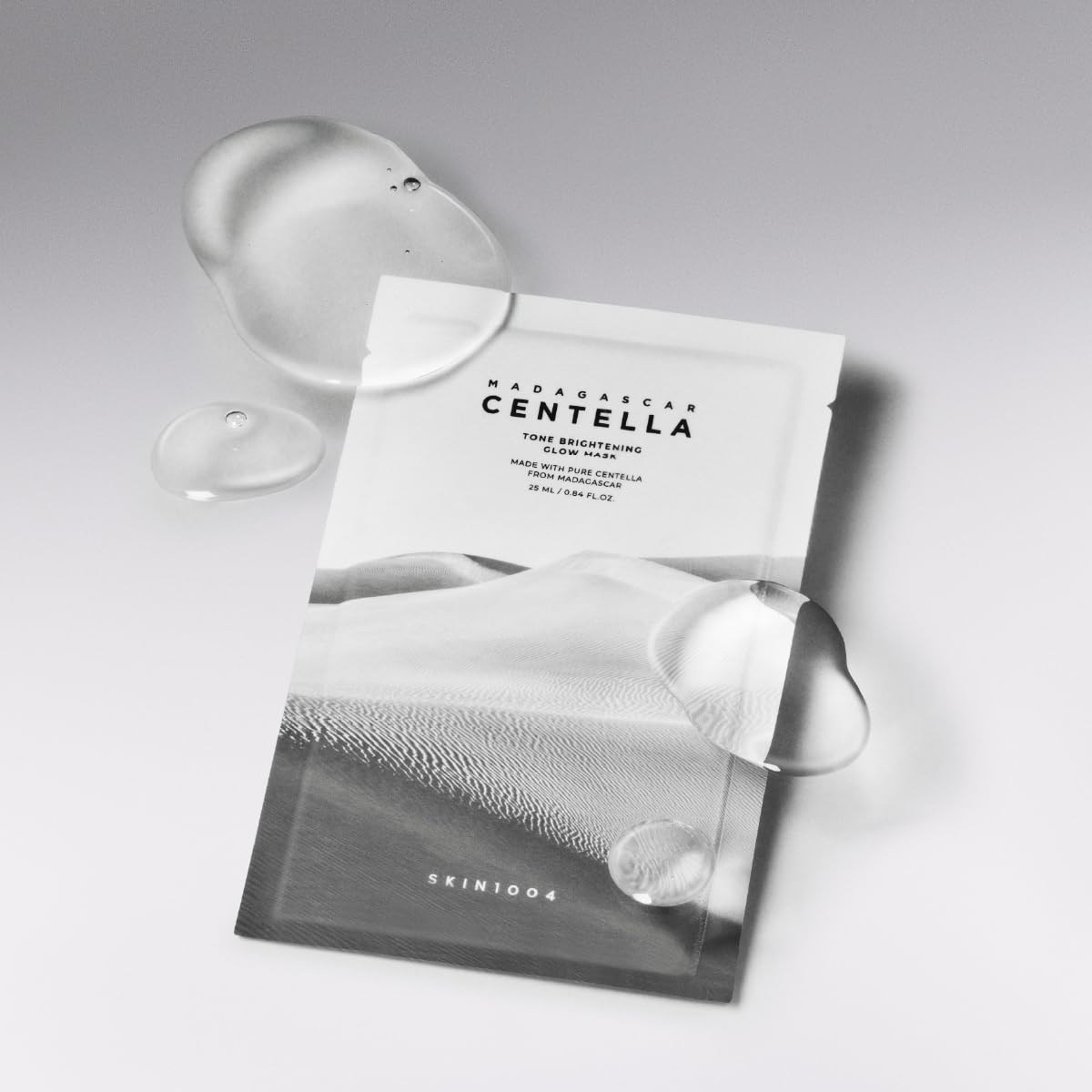 SKIN1004 Madagascar Centella Tone Brightening Glow Mask 25ml